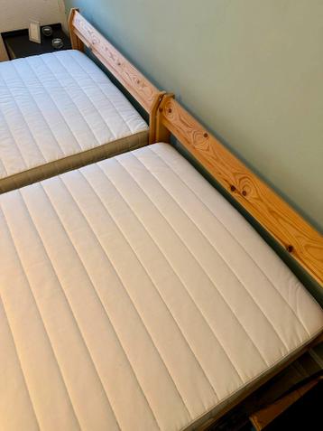 2 bedden Ikea zo goed als nieuw. - afbeelding 2