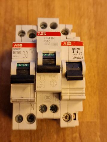 ABB B16 automaat 2st beschikbaar beschikbaar voor biedingen