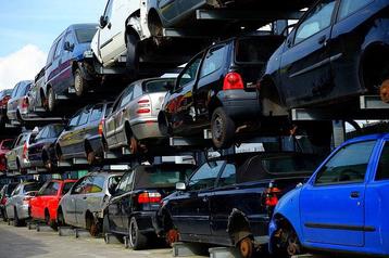 Alle sloopauto’s worden gekocht en gratis opgehaald  beschikbaar voor biedingen