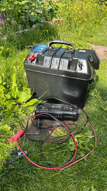 VMF accu voor bijv fluisterbootmotor (ook te koop) beschikbaar voor biedingen