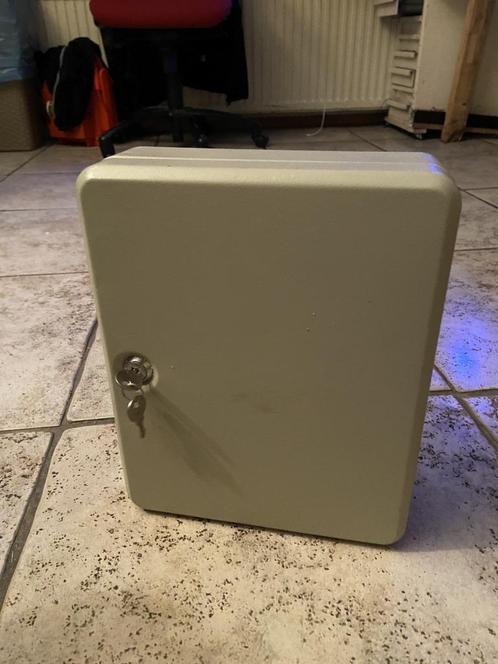sleutelkluisje compleet met sleutel en reserve sleutel, Diversen, Bureau-accessoires, Nieuw, Ophalen of Verzenden