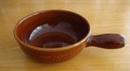 Vintage bruin aardenwerken schaal met steel.(22cm), Ophalen, Effen, Aardewerk, Schaal of Schalen