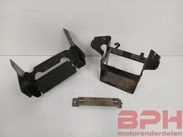 Accubak accuhouder Suzuki GSX-R 750 1100 1989 t/m 1992 GSXR beschikbaar voor biedingen