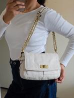 Witte Coach chelsea leren schoudertas met gouden ketting, Sieraden, Tassen en Uiterlijk, Tassen | Damestassen, Ophalen of Verzenden