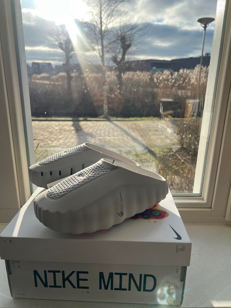 Nike Mind 001 - Nieuw in doos!, Ophalen of Verzenden, Nieuw, Wit, Slippers