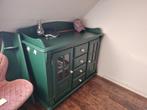 Mooie groene kast met plank , eetkamertafel met stoelen, Ophalen of Verzenden