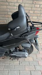 Zwarte kinderzitje scooter, Gebruikt, Overige modellen, Maximaal 45 km/u, Ophalen of Verzenden