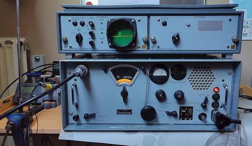 Rohde & Schwarz VHF radio met oscillioscoop., Telecommunicatie, Zenders en Ontvangers, Gebruikt, Ontvanger, Ophalen
