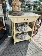 Brocante hoge tafel/bijzettafel 2 plateaus lade, Ophalen, Gebruikt