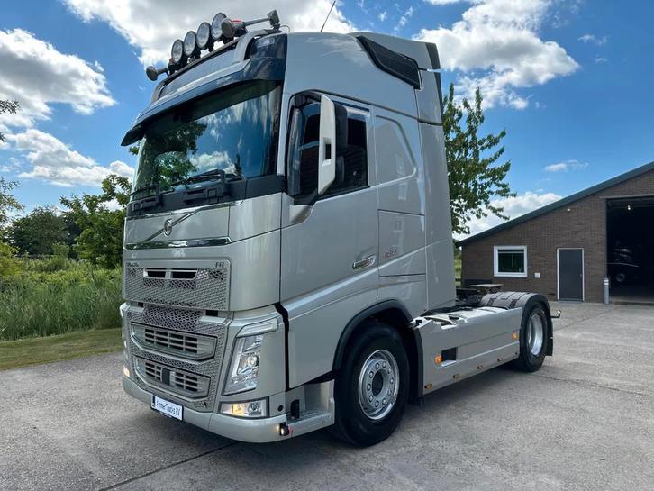 Volvo FH 460 / GLOBETROTTER / EURO 6 / I-Shift / HYDRAULIC /, Auto's, Vrachtwagens, Bedrijf, Te koop, ABS, Achteruitrijcamera
