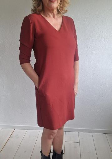 Selected Femme jurk met V-hals. Maat 38, Wijnrood. beschikbaar voor biedingen