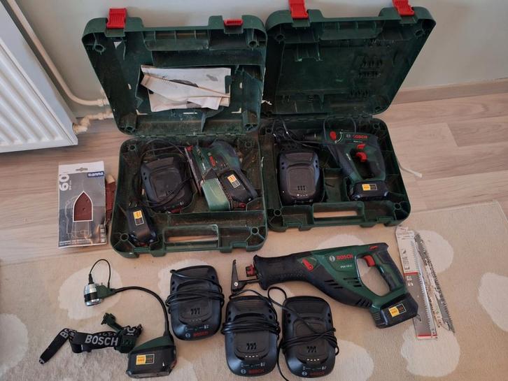 3 bosch accu apparaten met 5 accus en laders, Doe-het-zelf en Verbouw, Gereedschap | Boormachines, Gebruikt, Boor- en Schroefmachine