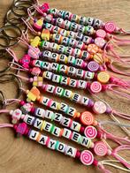 Trakteren: leuke snoepjes sleutelhangers met naam!, Ophalen of Verzenden, Nieuw, Feestartikel, Verjaardag