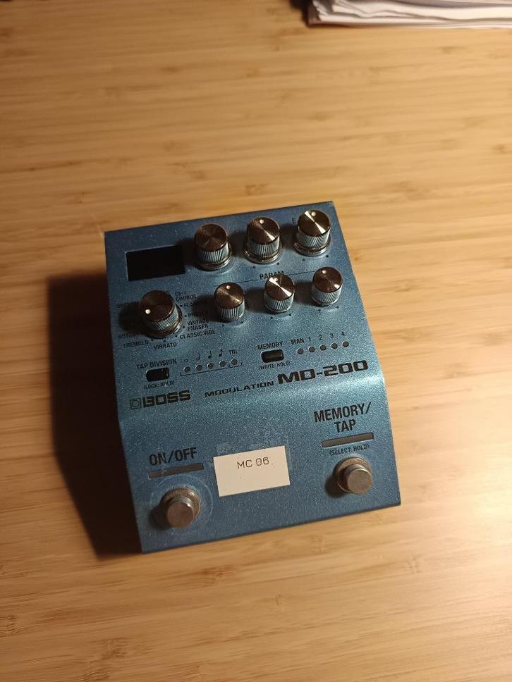 BOSS MD-200, Muziek en Instrumenten, Effecten, Gebruikt, Chorus, Overige typen, Multi-effect, Ophalen of Verzenden