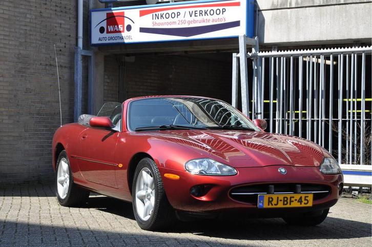 Jaguar XK8 4.0 V8 Convertible (bj 1997, automaat), Auto's, Oldtimers, Bedrijf, Te koop, ABS, Airbags, Airconditioning, Boordcomputer