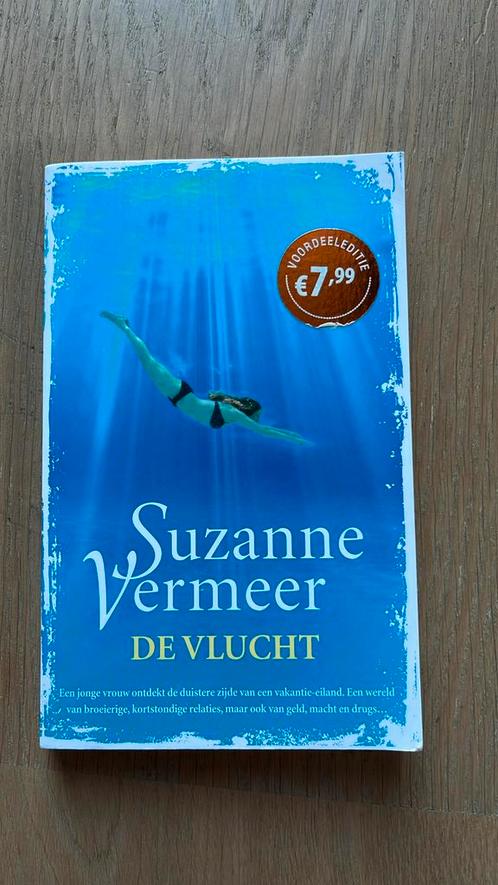 Suzanne Vermeer - De vlucht, Boeken, Thrillers, Zo goed als nieuw, Nederland, Ophalen of Verzenden