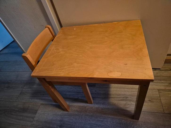Houten Kinder Tafel met Stoel - Stevig & Leuk!, Kinderen en Baby's, Kinderkamer | Tafels en Stoelen, Tafel(s) en Stoel(en), Ophalen