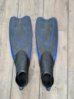 Flippers maat 44/45 zwemvliezen, Watersport en Boten, Ophalen of Verzenden, Zo goed als nieuw, Snorkelvinnen