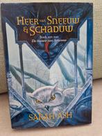 Sarah Ash - Heer van sneeuw en schaduw - boek 1, Ophalen of Verzenden, Gelezen, Sarah Ash