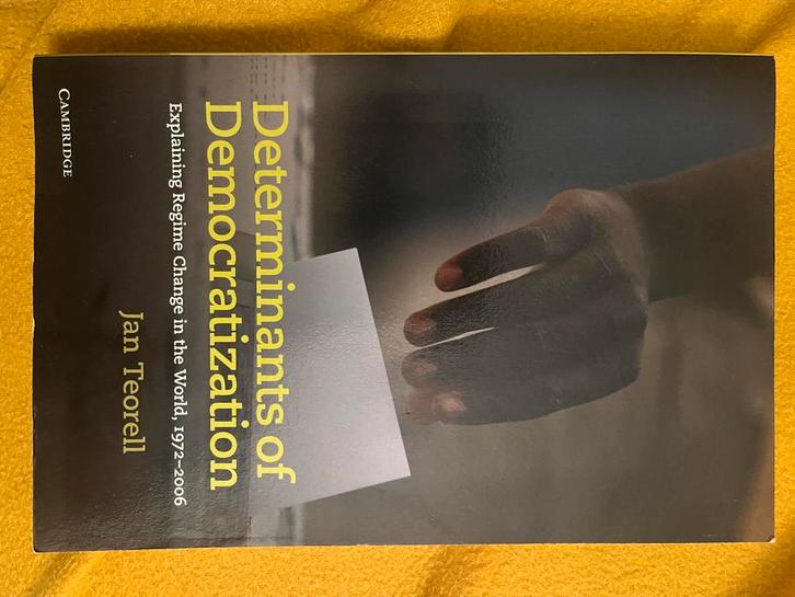 Democratisering - Jan Teorell, Boeken, Politiek en Maatschappij, Zo goed als nieuw, Politiek en Staatkunde, Wereld, Ophalen of Verzenden
