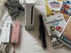 Nintendo wii (incl. 2 controllers, nunchuck en 5 spellen), Spelcomputers en Games, Spelcomputers | Nintendo Wii, Ophalen of Verzenden