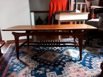 Salontafel Louis van Teeffelen beschikbaar voor biedingen
