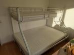 Een stapelbed met matrassen., Gebruikt, Verzenden, Wit, Tweepersoons