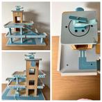 Little dutch garage met helikopter platform, Ophalen of Verzenden, Gebruikt