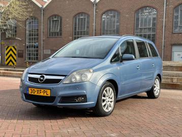 Opel Zafira 2.2 Temptation automaat beschikbaar voor biedingen
