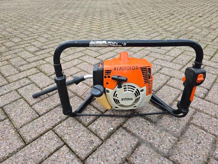 STIHL BT121 Grondboor | Gebruikt | Ophalen, Tuin en Terras, Hand-tuingereedschap, Gebruikt, Grondboor, Ophalen