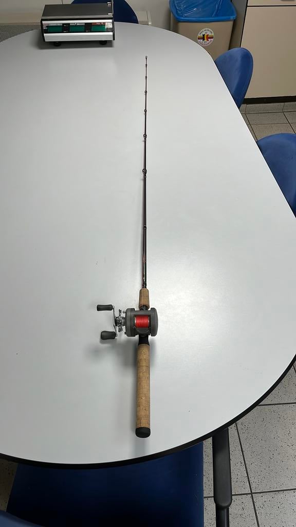 Baitcaster set Shimano hengel, Okuma Reel, Watersport en Boten, Hengelsport | Roofvissen, Ophalen, Gebruikt, Complete set