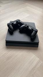 Playstation 4, Spelcomputers en Games, Spelcomputers | Sony PlayStation 4, Ophalen of Verzenden, Zo goed als nieuw, Met 2 controllers