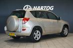 Toyota RAV4 2.0 VVTi Linea Sol 4WD + AFN. TREKHAAK / CLIMATE, Auto's, 1998 cc, Stof, 4 cilinders, 2000 kg