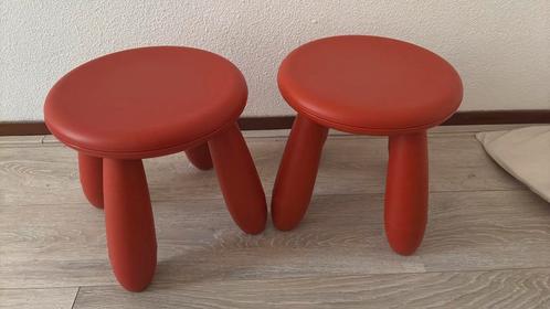 2x MAMMUT Kinderkruk, binnen/buiten/rood, Huis en Inrichting, Krukjes, Gebruikt, Kunststof, Ophalen of Verzenden