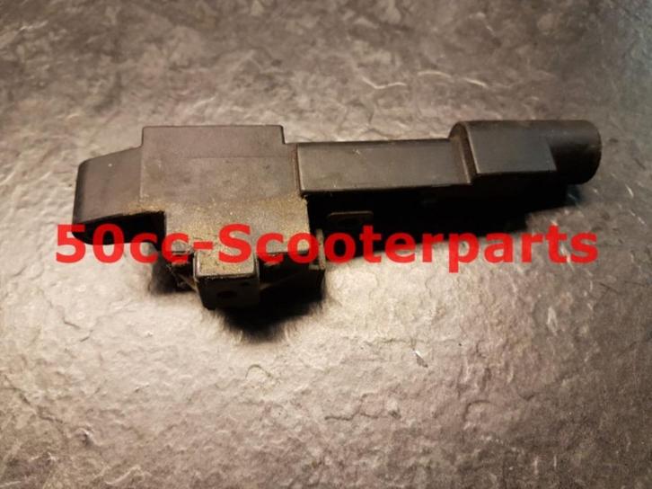 Zadelslot Mbk Equalis 4Mjf47800100 Gebruikt, Motoren, Tuning en Styling, Ophalen of Verzenden