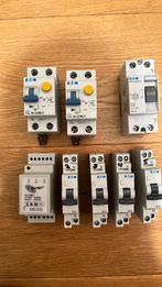 Diverse stoppenkast automaten en aardlekschakelaars, Ophalen of Verzenden, Gebruikt, Overige typen