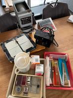 Oude doka toebehoren met oa Agfa ontwikkelcontainer, Audio, Tv en Foto, Fotografie | Doka Toebehoren, Ophalen, Gebruikt