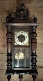 Antieke Wandklok met Paardenbeeld, Antiek en Kunst, Antiek | Klokken, Ophalen