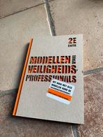 Modellen voor veiligheidsprofessionals 2e editie, E. De Koning; W. Zwaard, Zo goed als nieuw, Alpha, HBO