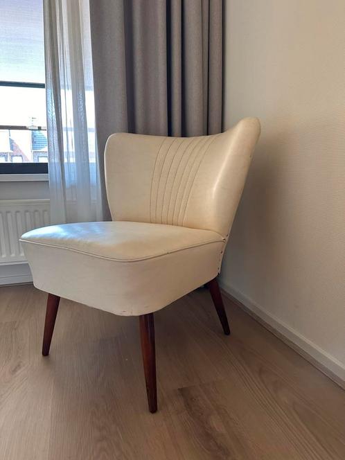 Vintage Stoel Crème met Houten Poten Jaren '50 Stijlvol Desi, Antiek en Kunst, Antiek | Meubels | Stoelen en Banken, Ophalen