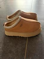 UGG Tasman Platform Beige Maat 40 (valt als 39), Kleding | Dames, Ophalen of Verzenden, Gedragen, Beige, Pantoffels of Sloffen