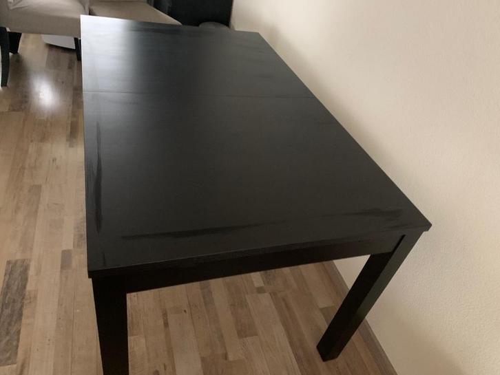 Eettafel van IKEA (uitschuifbaar) merk: Bjursta, Huis en Inrichting, Tafels | Eettafels, Zo goed als nieuw, 50 tot 100 cm, 100 tot 150 cm