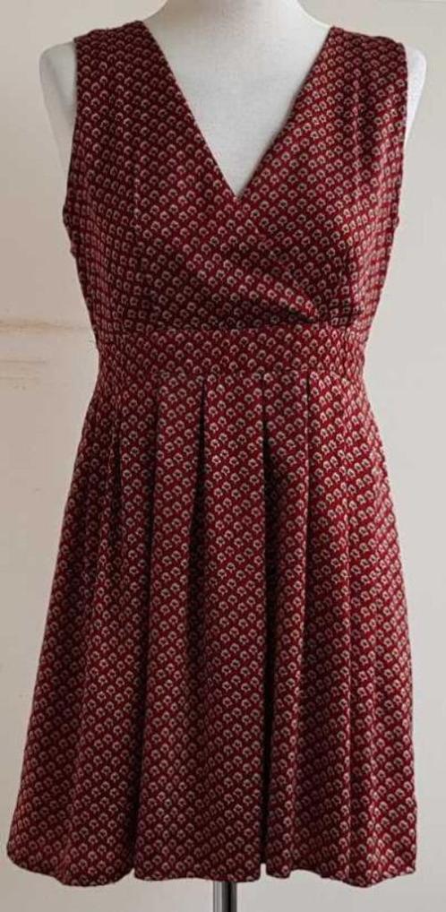 New Look donkerrood jurkje met grijs/blauw printje mt. 38, Kleding | Dames, Jurken, Zo goed als nieuw, Maat 38/40 (M), Rood, Boven de knie