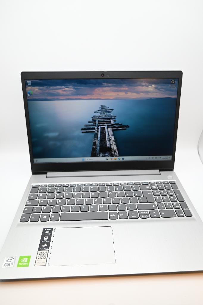 Lenovo IdeaPad 3, Ophalen of Verzenden, Zo goed als nieuw, Hoesje of Tasje
