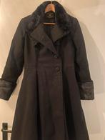 Hell Bunny zwarte jas, Kleding | Dames, Jassen | Winter, Ophalen, Zo goed als nieuw, Maat 38/40 (M), Zwart