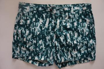 Korte broek H&M short groen dames mt 40 - 42 / heren mt 50 beschikbaar voor biedingen