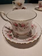 Royal Albert bone china, Antiek en Kunst, Ophalen of Verzenden