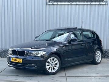 BMW 1-serie 118i Automaat, Dakraam, Clima, Cruise, Navi, Ond beschikbaar voor biedingen