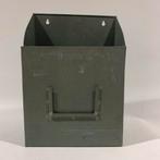 Bloomingville lektuurbak zink tijdschriften cassette, Huis en Inrichting, Woonaccessoires | Krantenbakken en Lectuurbakken, Ophalen of Verzenden