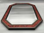 Vintage Houten Achthoekige Spiegel in Rood Zwart Goud, Gebruikt, Ophalen of Verzenden, Minder dan 100 cm, Overige vormen